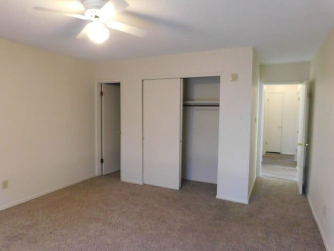 Building Photo - Home located in the heart of Havelock!
