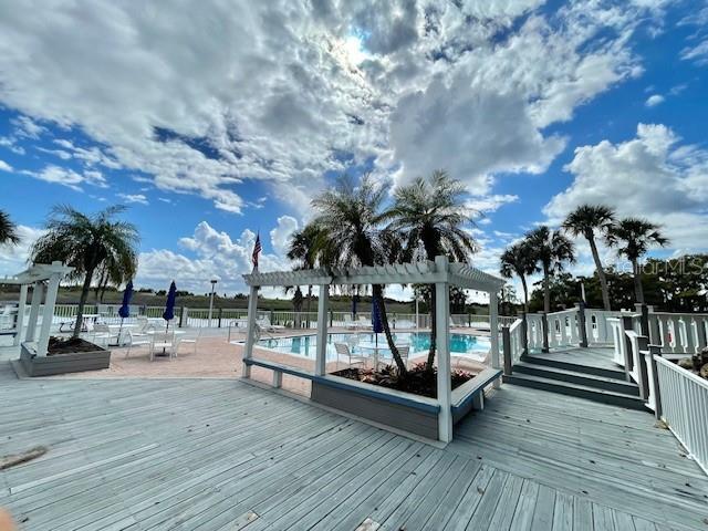 Building Photo - 226 River Village Dr