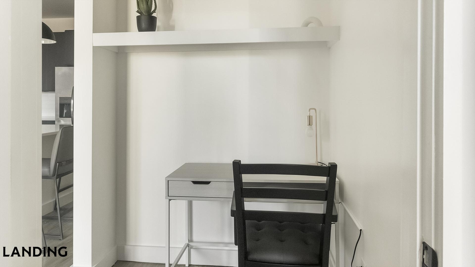 Building Photo - 1007 S Mint St