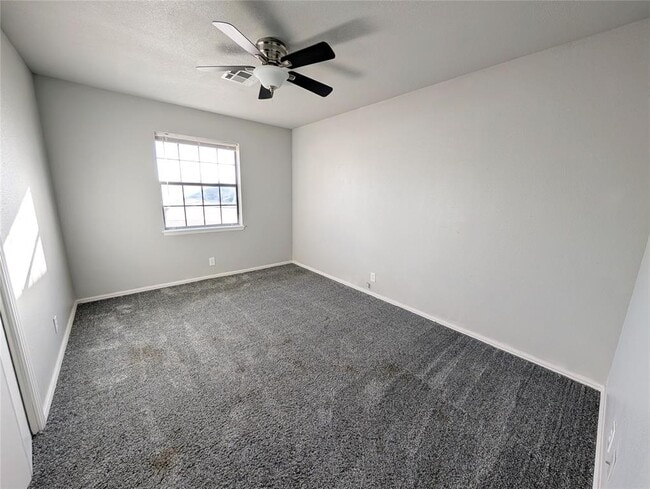 Building Photo - 2209 N Lincoln Ave