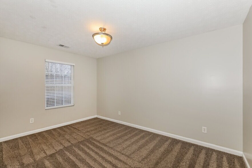 Building Photo - 717 Douglass Cir