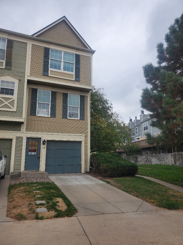 Building Photo - 1699 S Trenton St