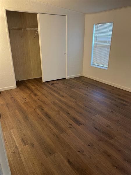 Building Photo - 5301 SW 30th Terrace