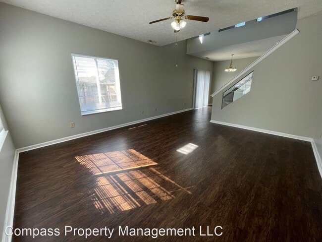 Building Photo - 3 br, 2.5 bath House - 668 Mountain Pine Dr