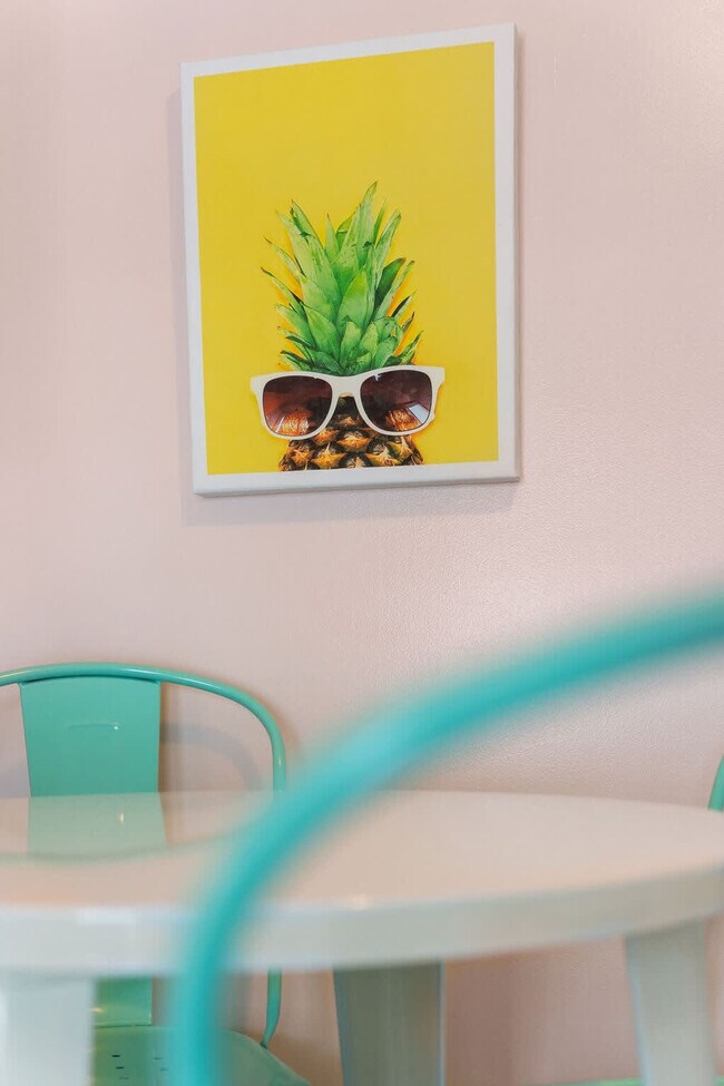 Building Photo - 12 G St