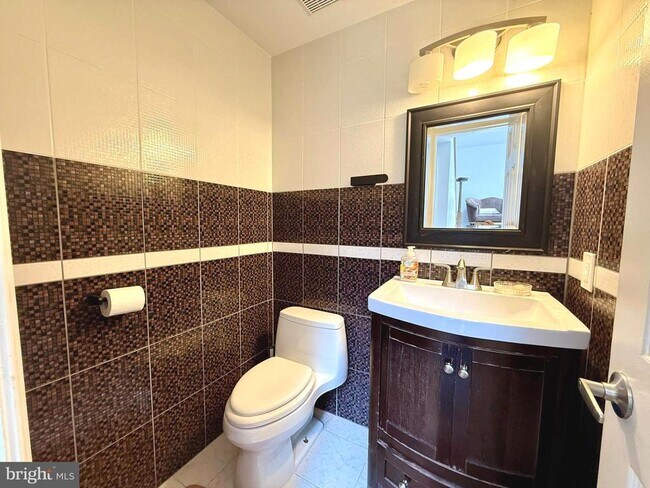 Building Photo - 13042 Trina Dr