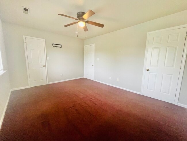 Building Photo - 2911 Bob White Cir