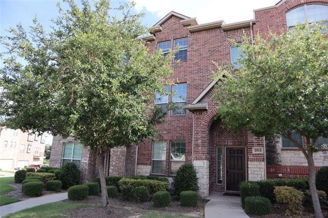 Building Photo - 1814 English Ln