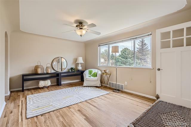 Building Photo - 4315 Newland St