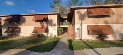 Building Photo - 100 Sweetgum Woods Ct