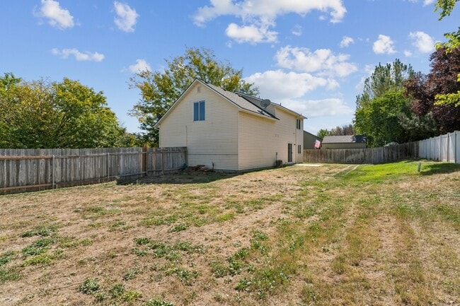 Building Photo - 123 Chapparosa Ct E