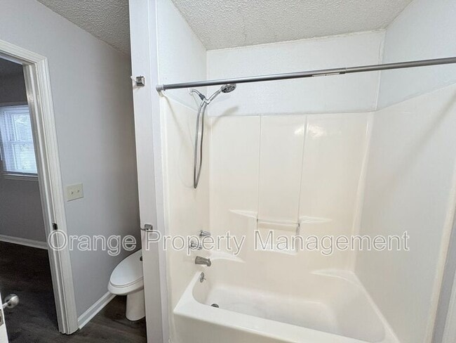 Building Photo - 212 Pelican Ln