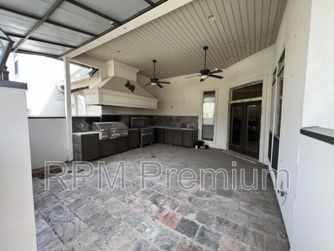 Building Photo - 17703 Shady Creek Ave