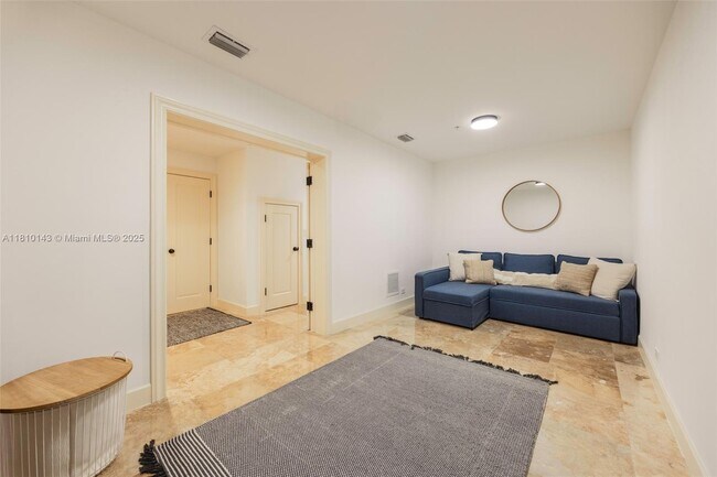 Building Photo - 7430 SW 56th Ct