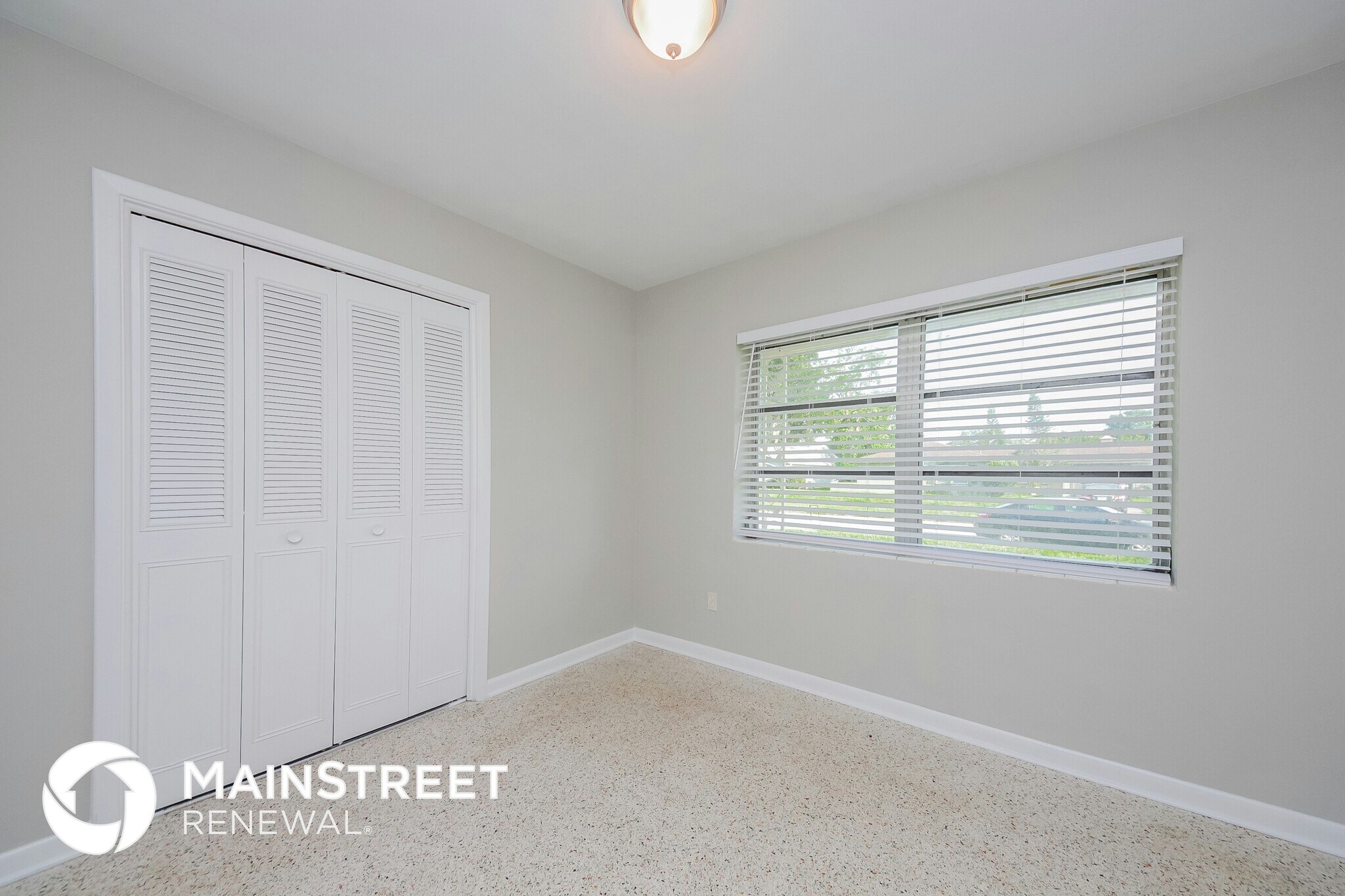 Building Photo - 417 Halsey St