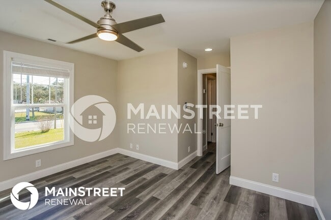 Building Photo - 3121 4th Ave S