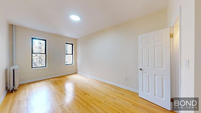 Building Photo - 605 W 170th St
