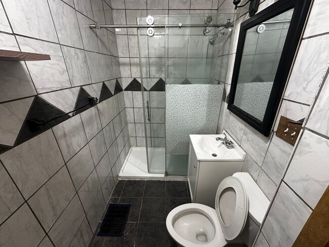 Building Photo - 1722 S 10th St