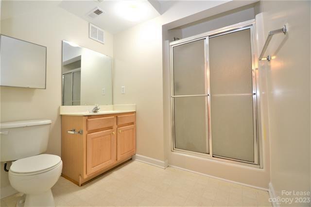 Building Photo - 9742 Bailey Rd