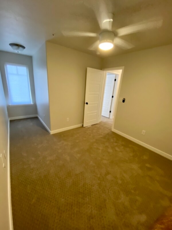 Building Photo - 4211 W Willard Park Ct