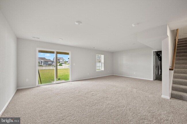Building Photo - 504 Harper Dr