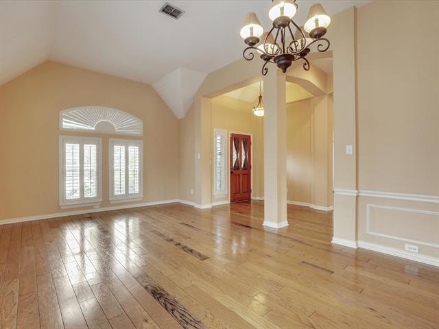 Building Photo - 1052 Village Pkwy