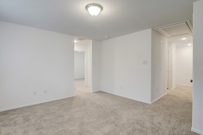 Building Photo - 16754 Rover Ln