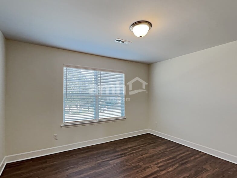 Building Photo - 3580 Butler Rd