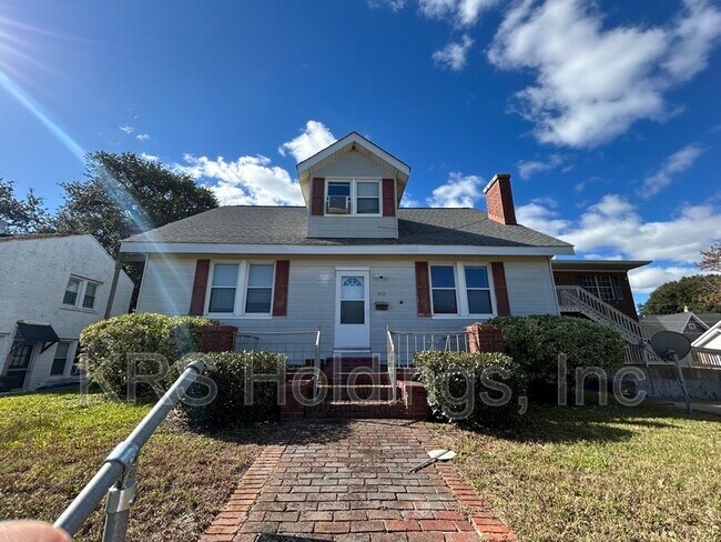 Primary Photo - 1607 E Ocean View Ave