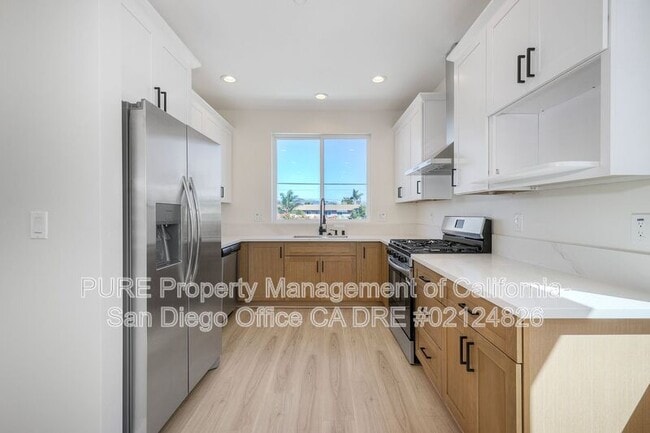 Building Photo - 630 N Juniper St