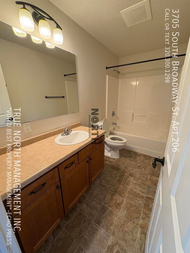 Building Photo - 3705 S Broadway St