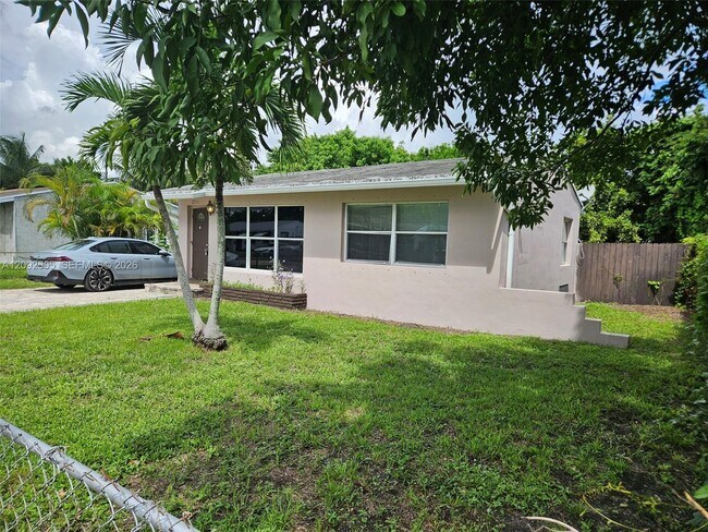 Building Photo - 2111 Wiley Ct
