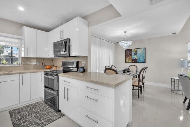 Building Photo - 15743 Woodgate Pl