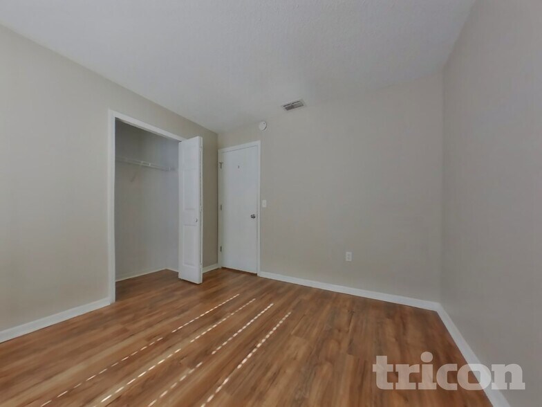 Building Photo - 228 Danville Dr