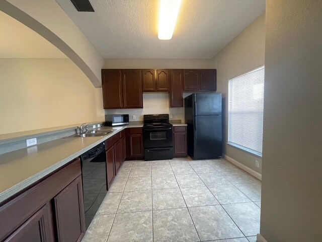 Building Photo - 927 Spring Harvest Ct