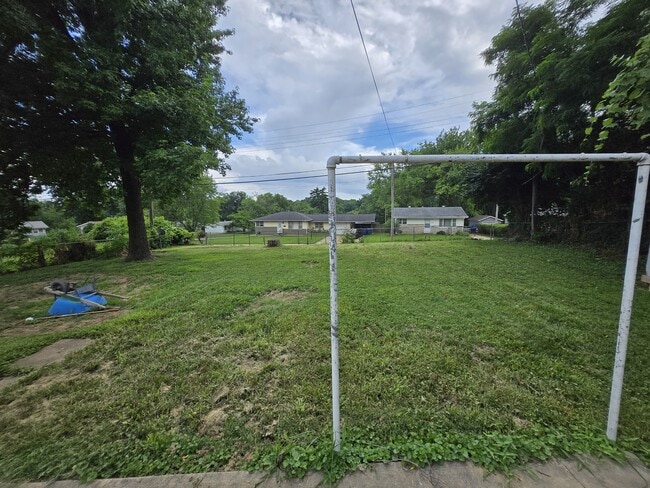 Building Photo - 8444 Engler Ave