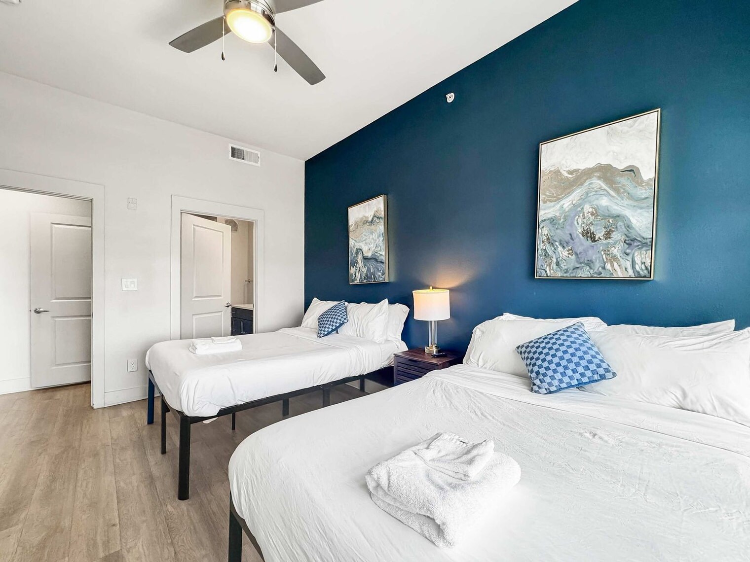 Building Photo - 2916 Indiana St