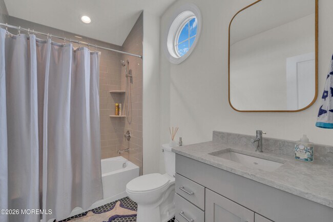 Building Photo - 511 NJ-35