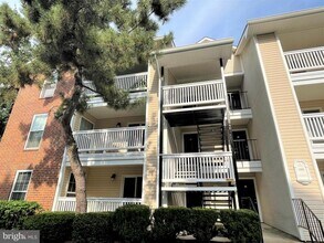 Building Photo - 1505 Lincoln Way