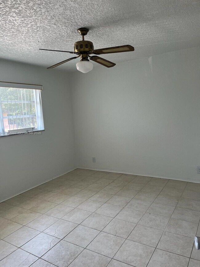 Building Photo - 2225 Polk St