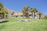 Building Photo - 5654 E Mesquite Ln