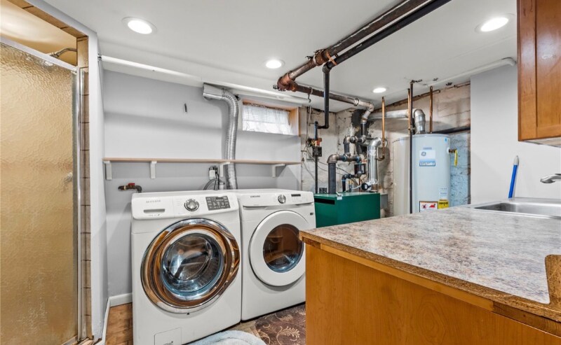 Building Photo - 244-39 89th Ave