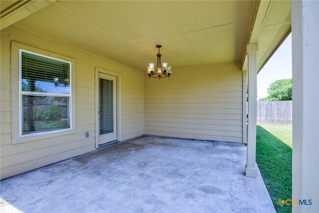 Building Photo - 775 Spectrum Dr