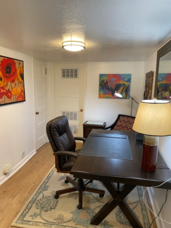 Building Photo - 600 N 200 E