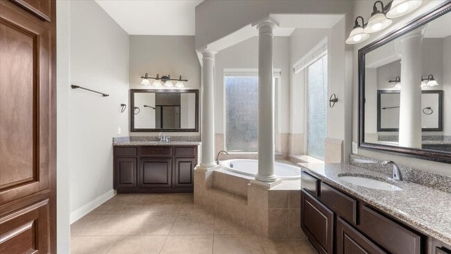 Building Photo - 26319 Millies Creek Ln