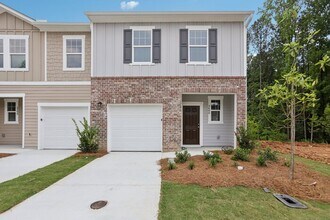 Building Photo - Fantastic 3bd/2.5ba home! Let yourself in!
