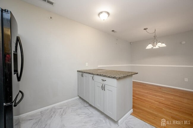 Building Photo - 180 Lackland Ave