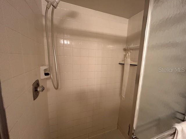Building Photo - 2900 Cove Cay Dr
