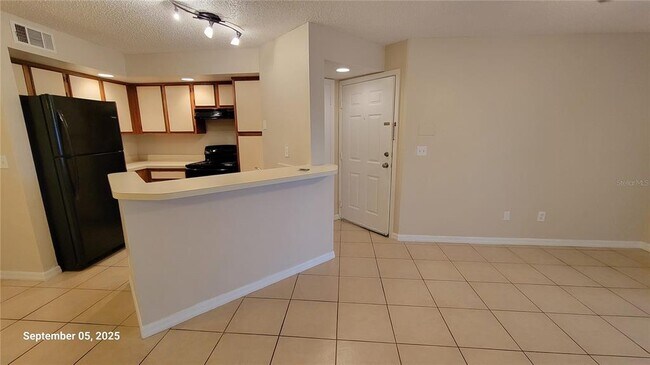 Building Photo - 5785 Gatlin Ave
