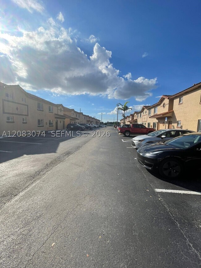 Building Photo - 17346 NW 74th Ave